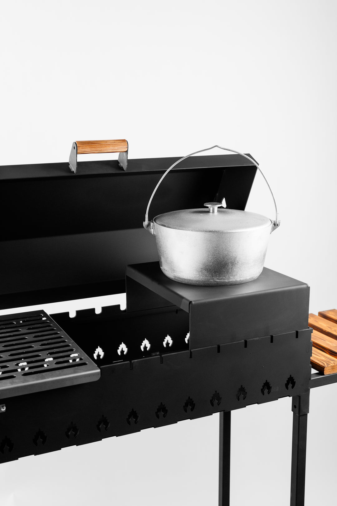 GRILL WĘGLOWY OGRODOWY NA 14 SZPICULEC +KÓŁKA /MANGAL 5 MM XXL/ SOLIDNY