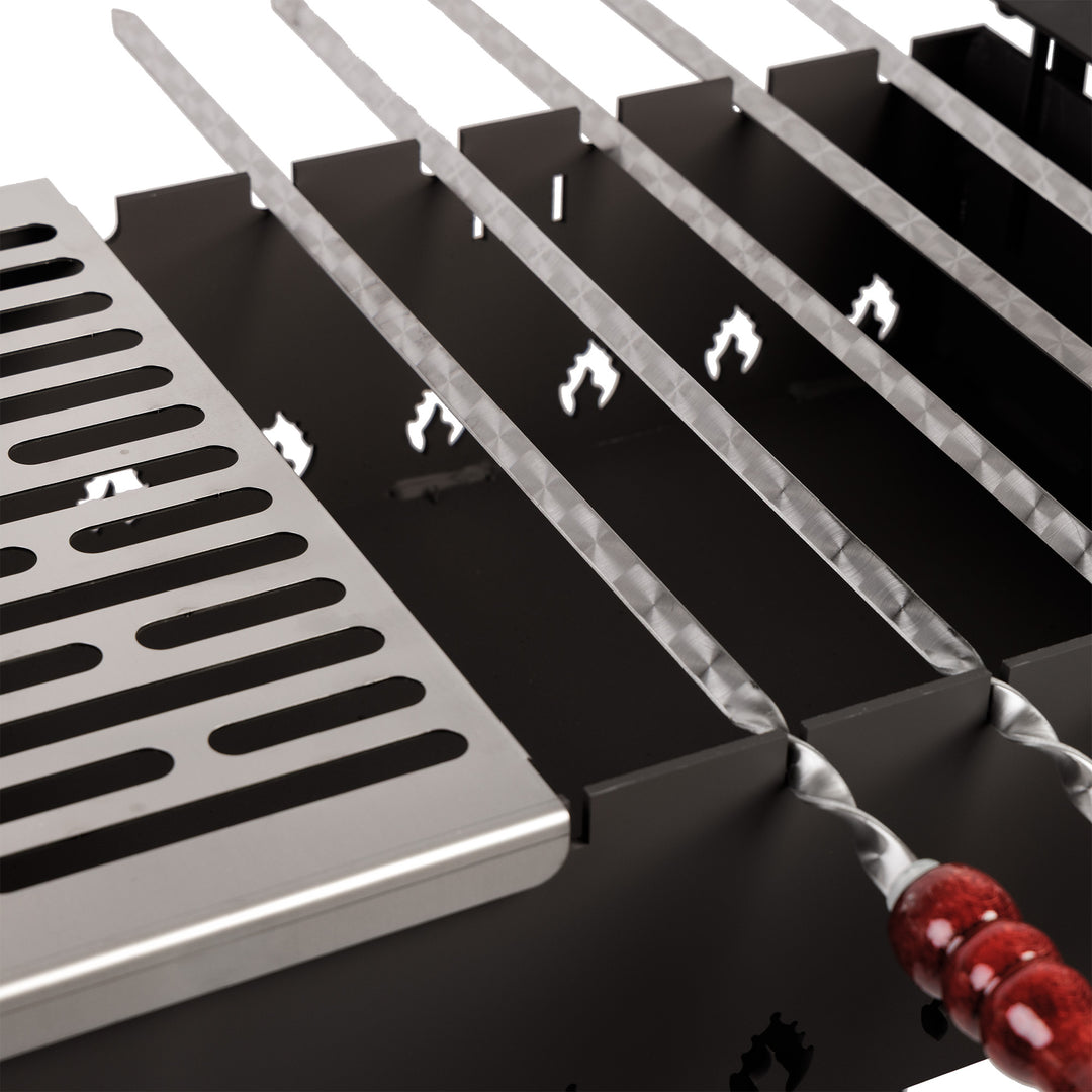 Stacjonarny Grill z rozkładanymi nogami na 15 szpikulec 4 mm.