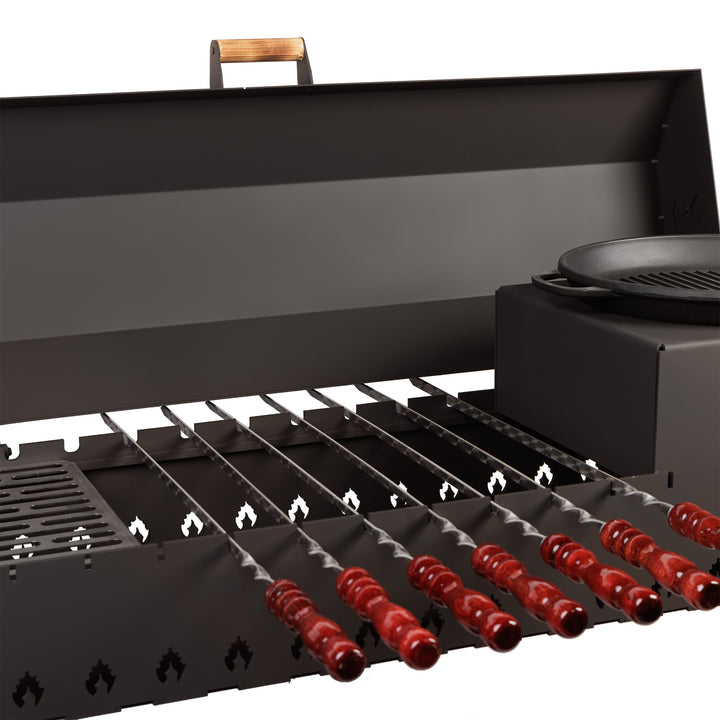 Stationärer Mangal auf Rädern für 18 Spieße mit Deckel – 5 mm Stahl!